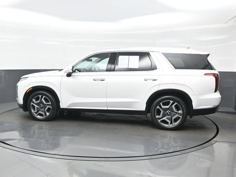 Used 2023 Hyundai Palisade Limited AWD/4WD image 3