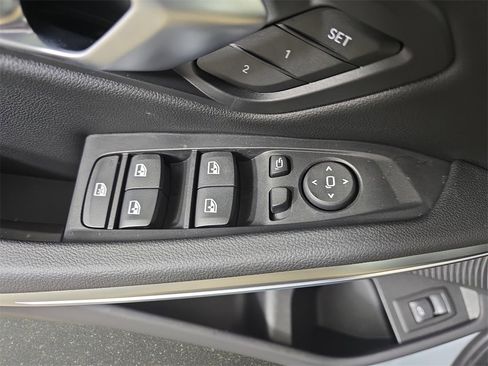 New 2026 BMW 330i xDrive Sedan w/ M Sport Package image 28