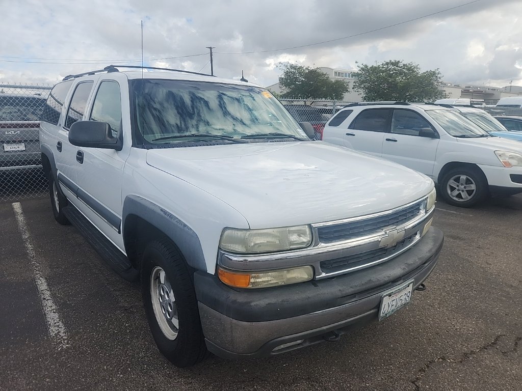 Used 2002 Chevrolet Suburban LS w/ Traction Pkg RWD image 1