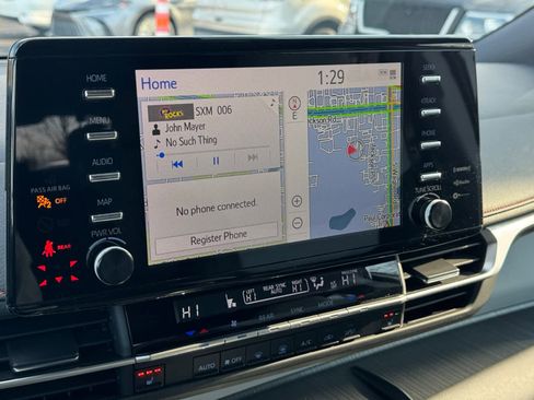 Certified 2021 Toyota Sienna XSE image 24