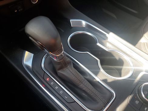 Certified 2023 Chevrolet Traverse High Country image 24