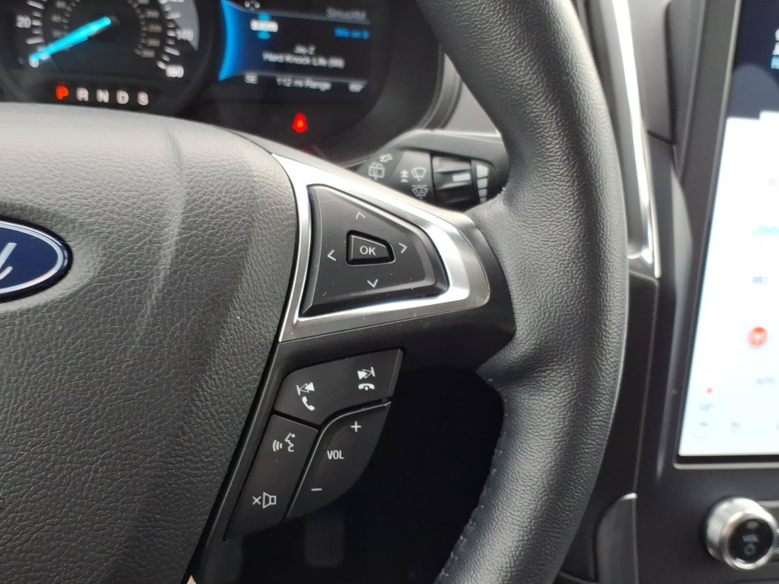 Certified 2024 Ford Edge Titanium AWD/4WD image 20