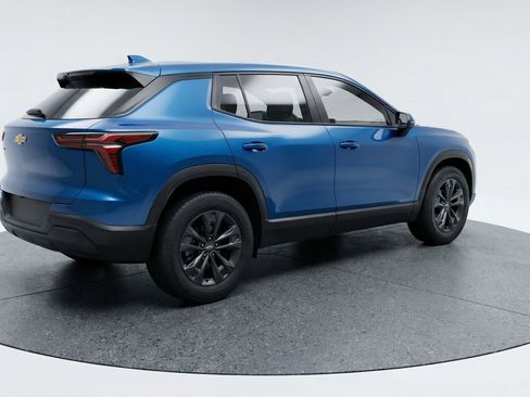 Used 2025 Chevrolet Equinox LT image 9