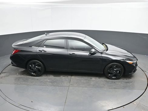 New 2026 Hyundai Elantra SEL Sport Premium FWD image 31