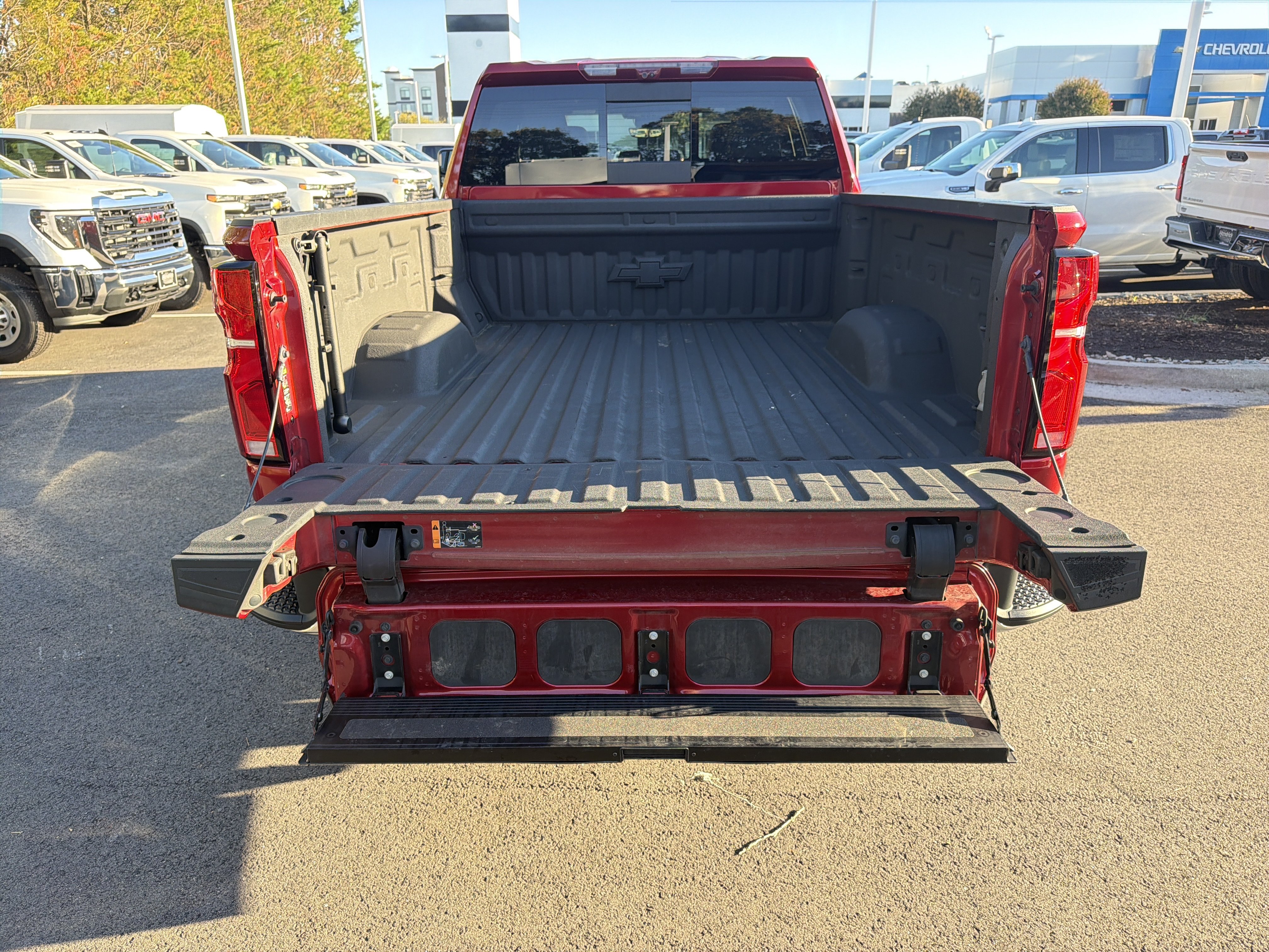 Used 2024 Chevrolet Silverado 2500 LTZ w/ LTZ Plus Package AWD/4WD image 34