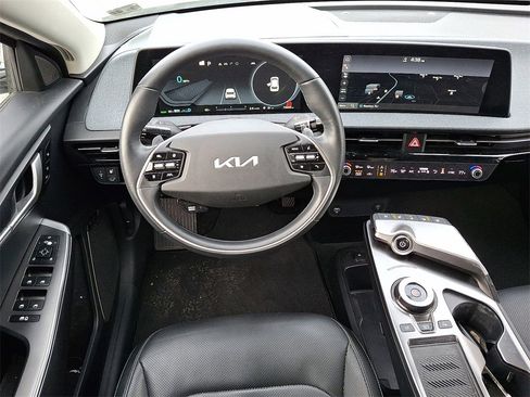 Certified 2022 Kia EV6 Wind image 13