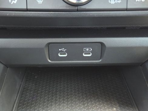 Certified 2025 Honda Accord SE image 28