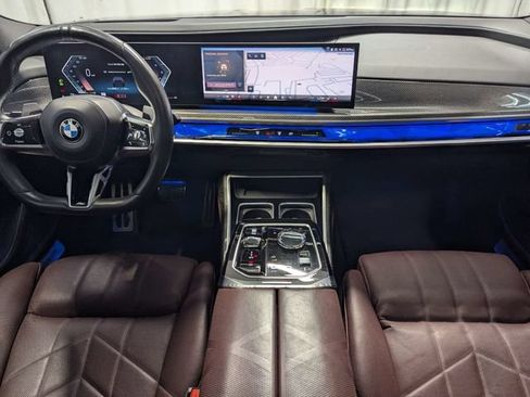 Used 2023 BMW 740i RWD image 6