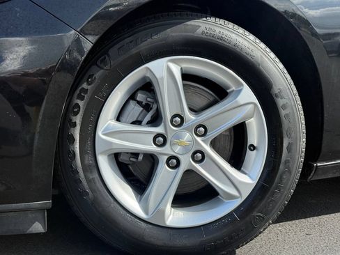 Used 2022 Chevrolet Malibu LS w/ LPO, Convenience Package 1 FWD image 3