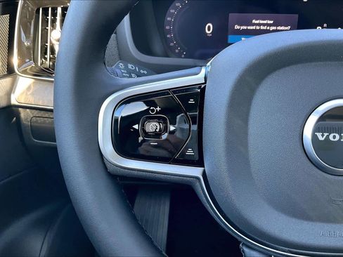 New 2026 Volvo XC90 B6 Ultra w/ Protection Package image 17