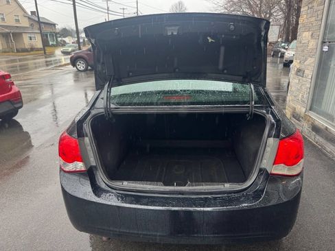 Used 2014 Chevrolet Cruze LS image 12
