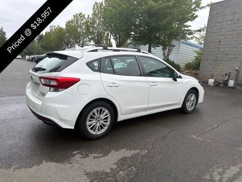 Used 2017 Subaru Impreza 2.0i Premium w/ Popular Package #2A AWD/4WD image 3