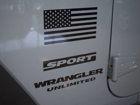 Used 2015 Jeep Wrangler Unlimited Sport w/ Quick Order Package 24S image 15