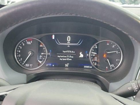 Used 2024 Buick Enclave Premium image 27