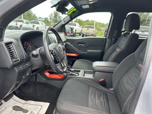 Used 2024 Nissan Frontier PRO-4X AWD/4WD image 21