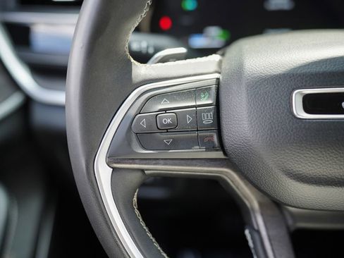 Used 2023 Jeep Grand Cherokee 4WD 4xe image 29