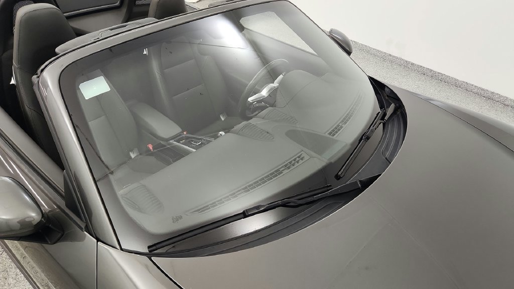 Used 2017 Porsche 718 Boxster RWD image 31