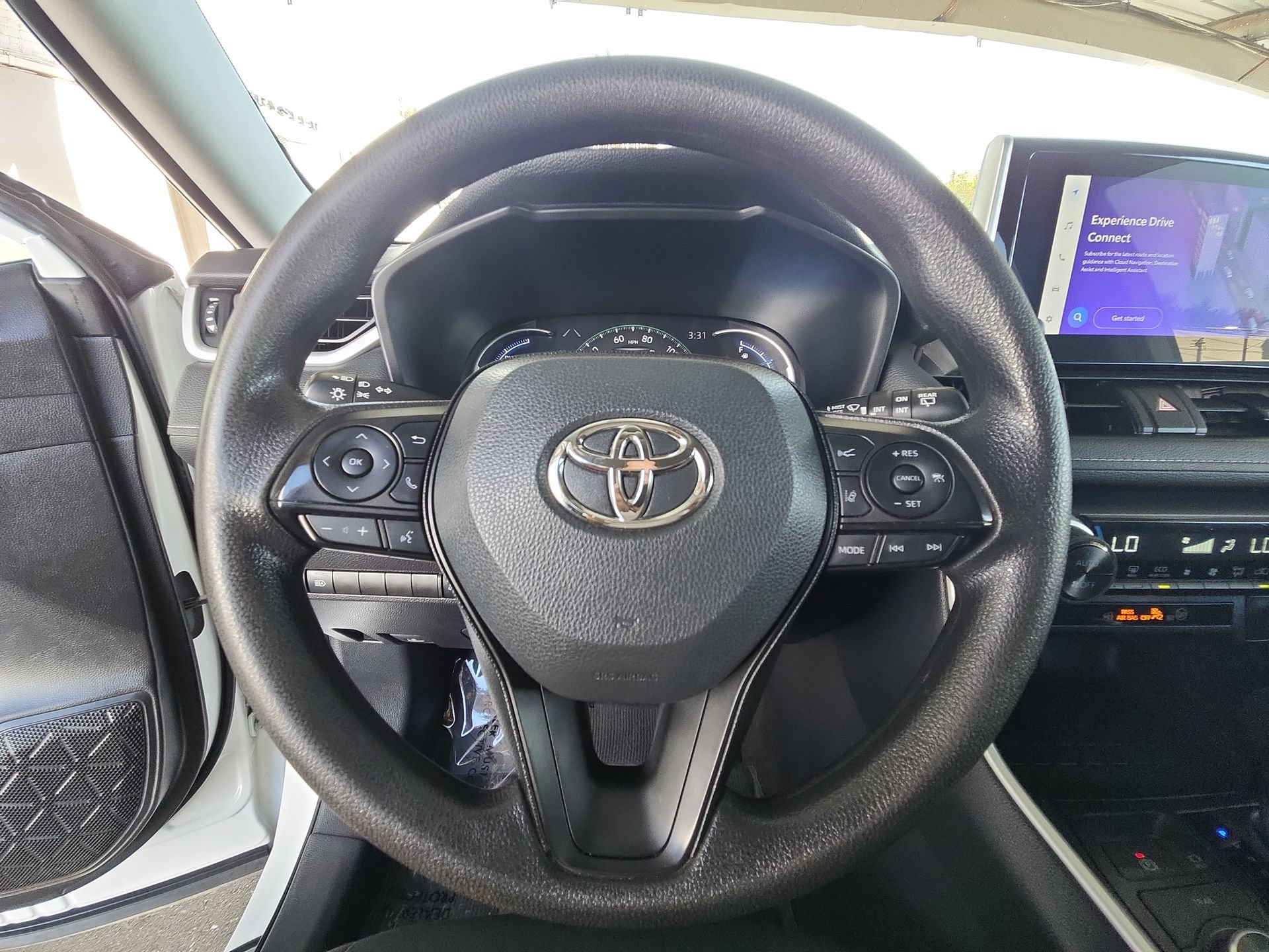 Used 2024 Toyota RAV4 XLE w/ Convenience Package AWD/4WD image 11