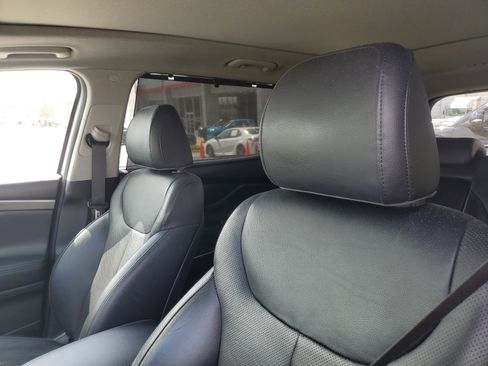 Used 2019 Hyundai Santa Fe AWD image 16