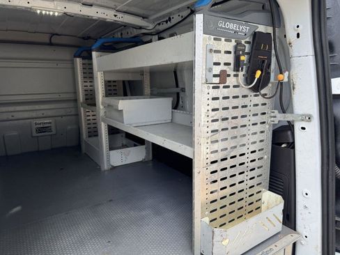 Used 2016 Ford Transit Connect XL FWD image 11