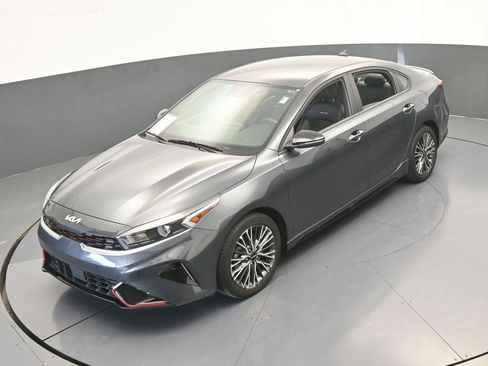 Used 2024 Kia Forte GT-Line image 48