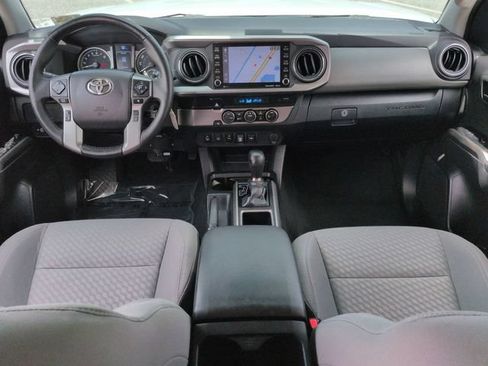 Used 2022 Toyota Tacoma SR5 RWD image 15