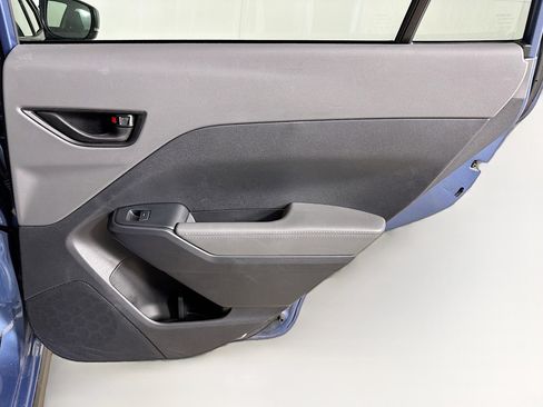 Used 2024 Subaru Crosstrek 2.0i Premium image 30