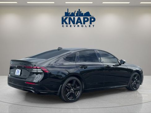 Used 2024 Honda Accord Sport image 5
