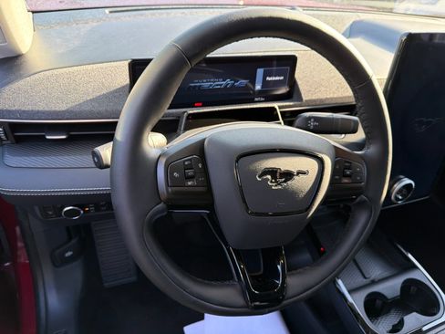 Used 2025 Ford Mustang Mach-E Premium AWD/4WD image 13