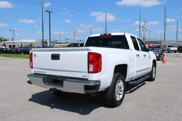 Used 2018 Chevrolet Silverado 1500 LTZ AWD/4WD image 40