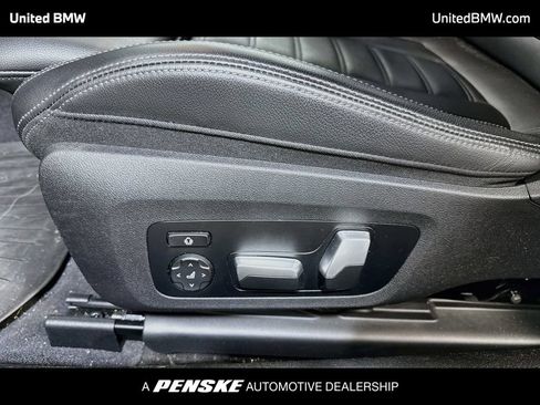 Used 2024 BMW 430i xDrive Convertible w/ M Sport Package AWD/4WD image 11