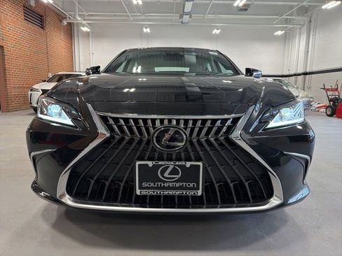 Used 2023 Lexus ES 350 w/ Premium Package image 2