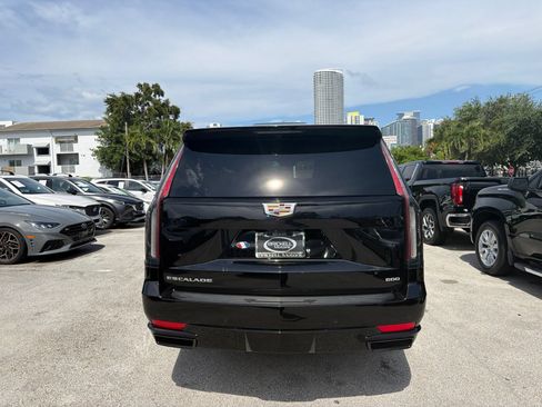 Used 2024 Cadillac Escalade ESV Sport w/ LPO, Floor Liner Package RWD image 13