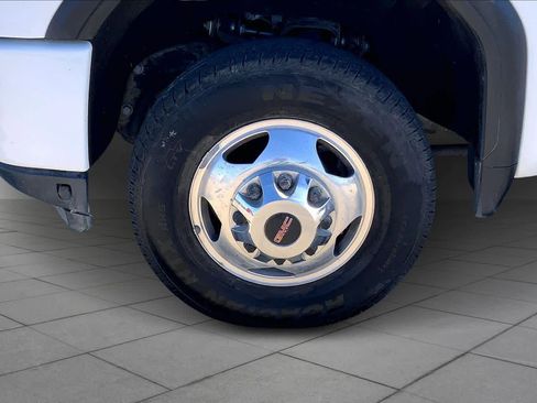 Used 2020 GMC Sierra 3500 Denali w/ Denali Ultimate Package image 10