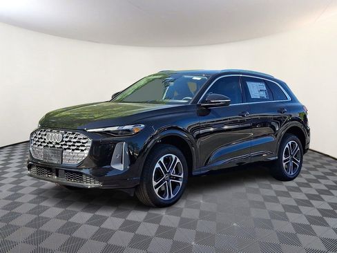 New 2026 Audi Q5 Premium image 3