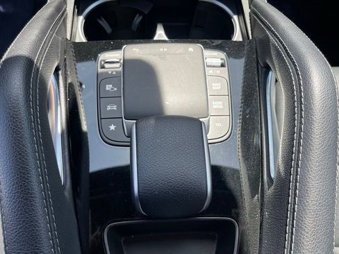 Used 2022 Mercedes-Benz GLE 350 4MATIC w/ Premium Package image 30