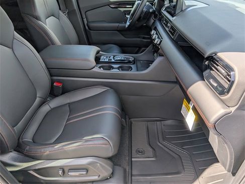 New 2025 Honda Pilot TrailSport image 27