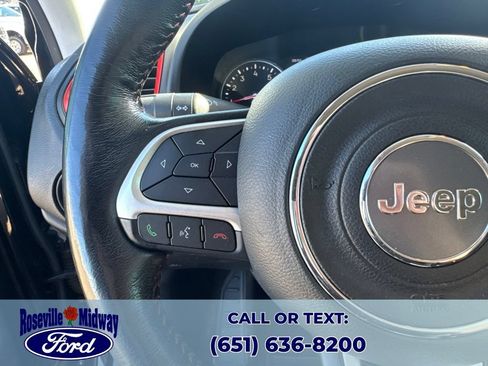 Used 2018 Jeep Renegade Trailhawk w/ Cold Weather Group II AWD/4WD image 22