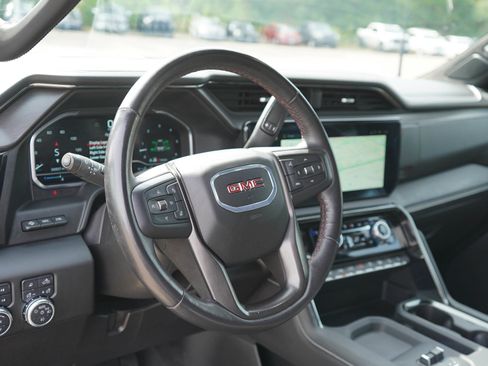Used 2024 GMC Sierra 2500 AT4X AWD/4WD image 19
