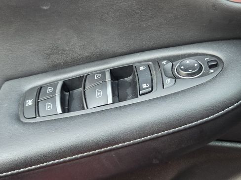 Used 2023 INFINITI QX50 Luxe FWD image 28