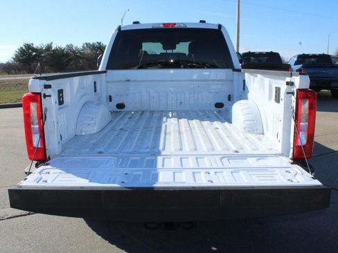 Used 2025 Ford F350 XLT image 6