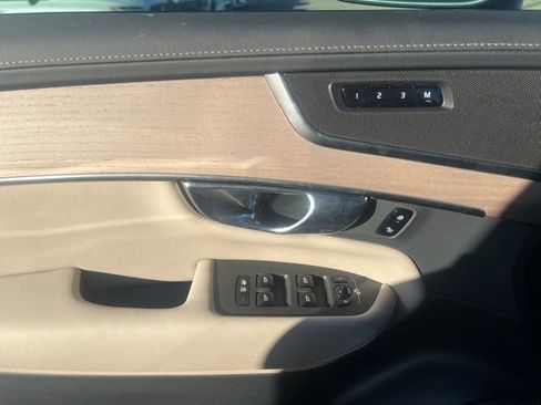 New 2026 Volvo XC90 B6 Core image 23