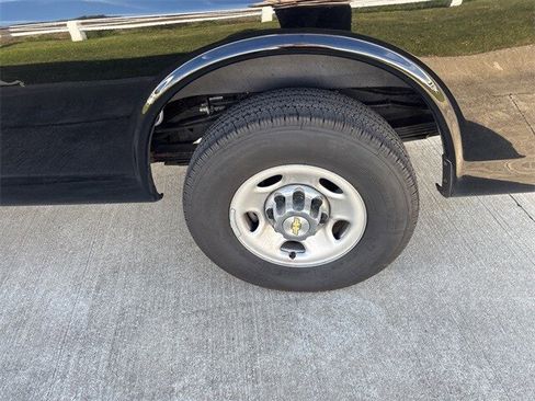 Used 2024 Chevrolet Express 3500 LT w/ LT Preferred Equipment Group image 56