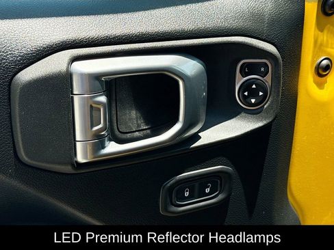 Used 2021 Jeep Wrangler Unlimited Rubicon image 24