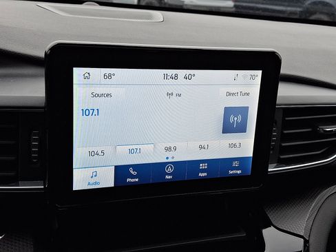 Certified 2022 Ford Explorer ST-Line w/ Class IV Trailer Tow Package image 24