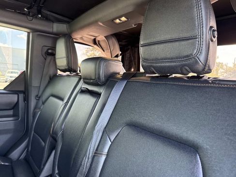 Used 2024 Ford Bronco Badlands AWD/4WD image 17