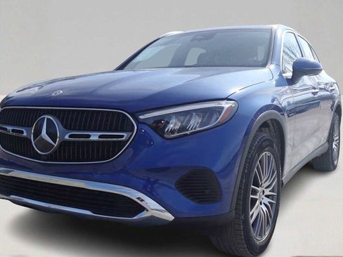 New 2026 Mercedes-Benz GLC 300 4MATIC image 1
