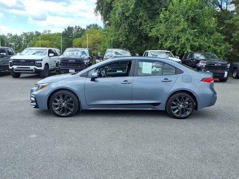 Used 2023 Toyota Corolla SE FWD image 6