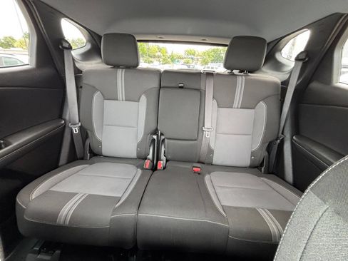 Used 2025 Chevrolet Blazer LT FWD image 38