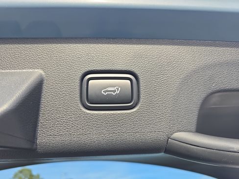 Used 2026 Kia Sportage EX w/ EX Panoramic Sunroof Package image 13